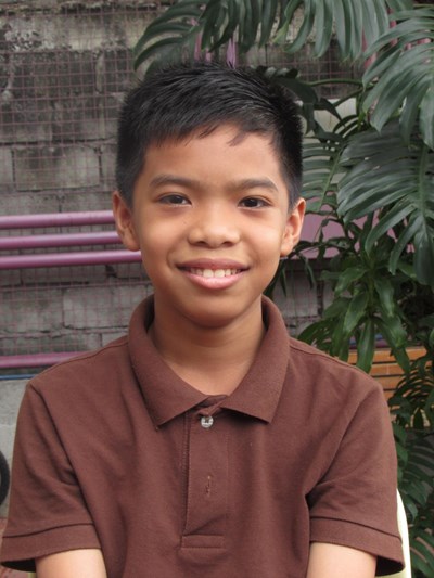 Help Daniel P. by becoming a child sponsor. Sponsoring a child is a rewarding and heartwarming experience.