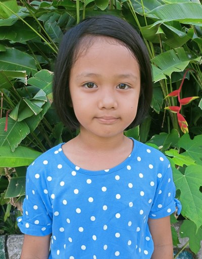 Help Lorraine R. by becoming a child sponsor. Sponsoring a child is a rewarding and heartwarming experience.