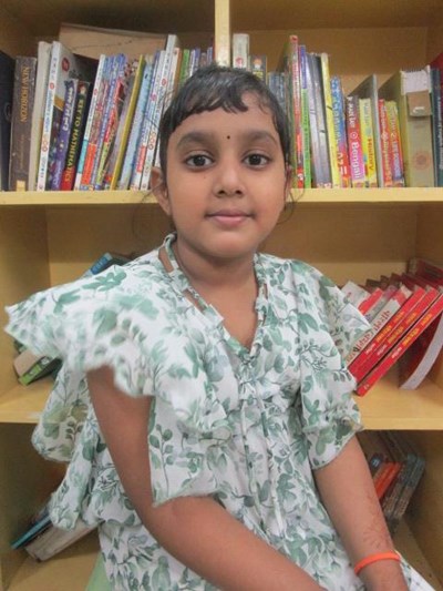 Help Zainab by becoming a child sponsor. Sponsoring a child is a rewarding and heartwarming experience.