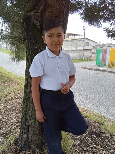 Help Juan Ismael by becoming a child sponsor. Sponsoring a child is a rewarding and heartwarming experience.