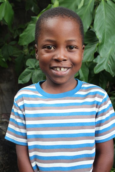 Help Kelvin by becoming a child sponsor. Sponsoring a child is a rewarding and heartwarming experience.