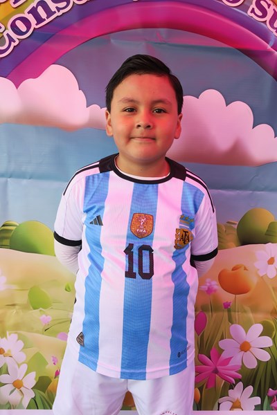 Help Jared Santiago by becoming a child sponsor. Sponsoring a child is a rewarding and heartwarming experience.