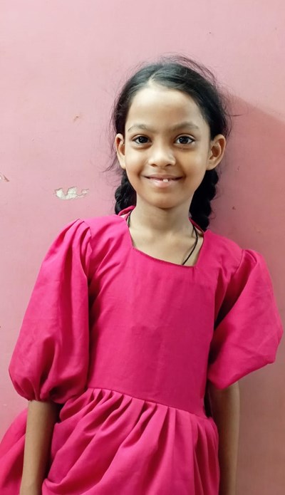 Help Nafisha by becoming a child sponsor. Sponsoring a child is a rewarding and heartwarming experience.