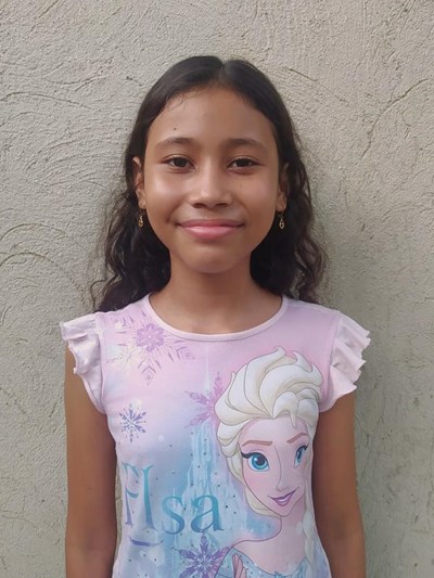 Help Alejandra by becoming a child sponsor. Sponsoring a child is a rewarding and heartwarming experience.