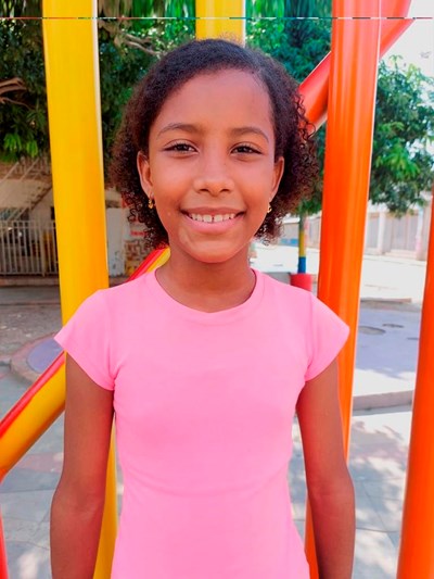 Help Alison Yulieth by becoming a child sponsor. Sponsoring a child is a rewarding and heartwarming experience.