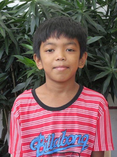 Help Joefry F. by becoming a child sponsor. Sponsoring a child is a rewarding and heartwarming experience.