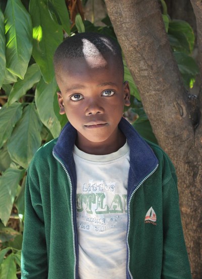 Help Norbert Jr. by becoming a child sponsor. Sponsoring a child is a rewarding and heartwarming experience.