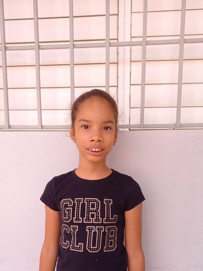 Help Alanny Sabina by becoming a child sponsor. Sponsoring a child is a rewarding and heartwarming experience.