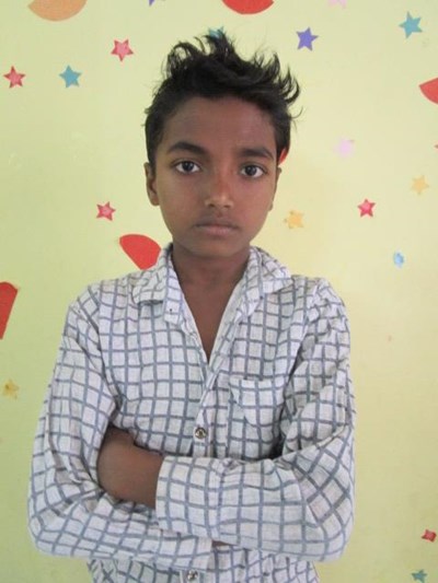 Help Tofiq by becoming a child sponsor. Sponsoring a child is a rewarding and heartwarming experience.