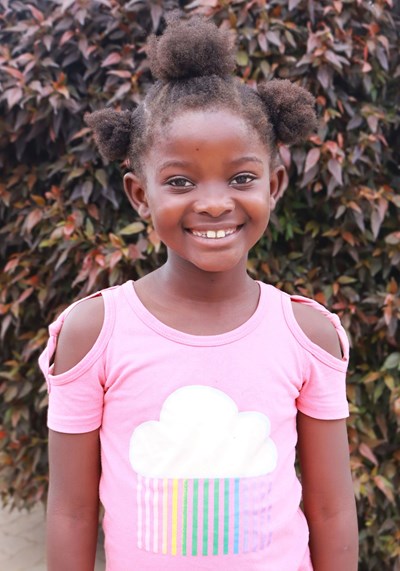 Help Naomi by becoming a child sponsor. Sponsoring a child is a rewarding and heartwarming experience.