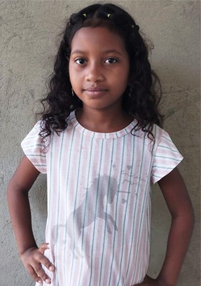 Help Dara Isabella by becoming a child sponsor. Sponsoring a child is a rewarding and heartwarming experience.