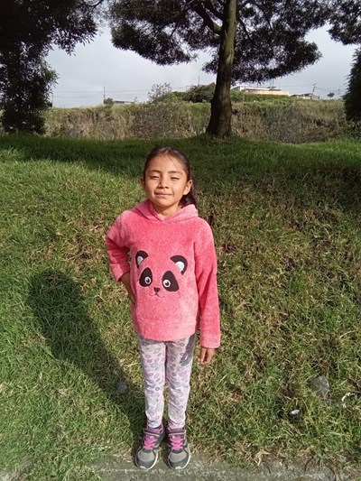 Help Daysi Julieth by becoming a child sponsor. Sponsoring a child is a rewarding and heartwarming experience.