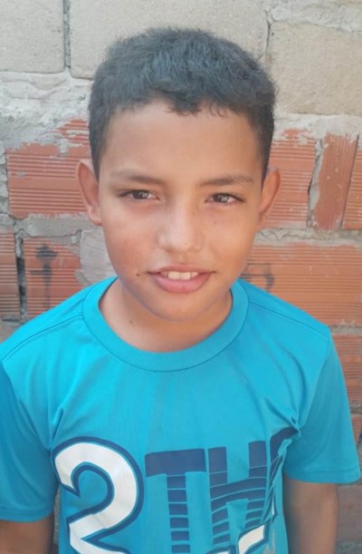 Help Dorlan Andres by becoming a child sponsor. Sponsoring a child is a rewarding and heartwarming experience.