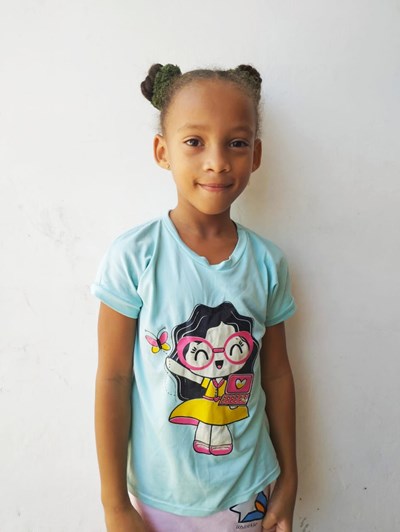 Help Evasandryd by becoming a child sponsor. Sponsoring a child is a rewarding and heartwarming experience.