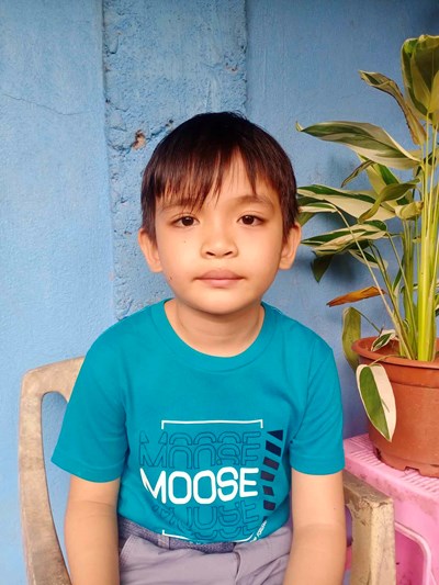 Help Kyle Cedric B. by becoming a child sponsor. Sponsoring a child is a rewarding and heartwarming experience.