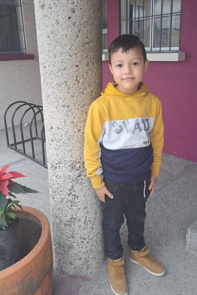 Help Bruno Gignac by becoming a child sponsor. Sponsoring a child is a rewarding and heartwarming experience.