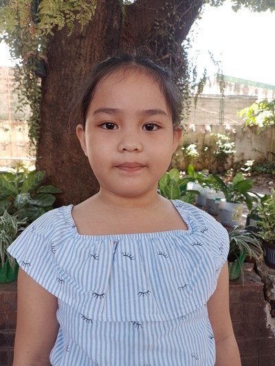 Help Sophia Amara V. by becoming a child sponsor. Sponsoring a child is a rewarding and heartwarming experience.