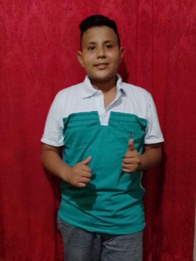 Help Bryan Jandry by becoming a child sponsor. Sponsoring a child is a rewarding and heartwarming experience.