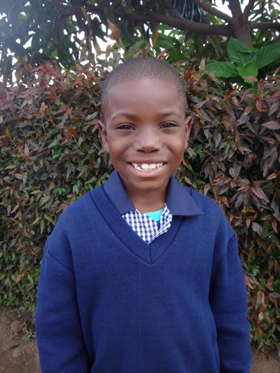 Help Ahmed Bwalya by becoming a child sponsor. Sponsoring a child is a rewarding and heartwarming experience.