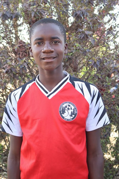 Help Moen by becoming a child sponsor. Sponsoring a child is a rewarding and heartwarming experience.