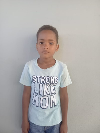 Help Brian Dereck by becoming a child sponsor. Sponsoring a child is a rewarding and heartwarming experience.