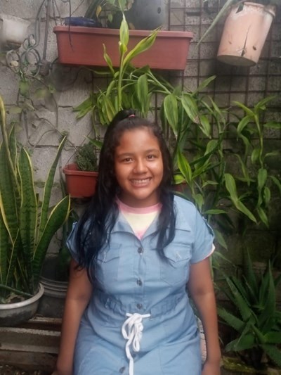 Help Emely Fabiana by becoming a child sponsor. Sponsoring a child is a rewarding and heartwarming experience.