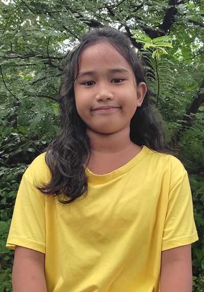 Help Catelyn V. by becoming a child sponsor. Sponsoring a child is a rewarding and heartwarming experience.
