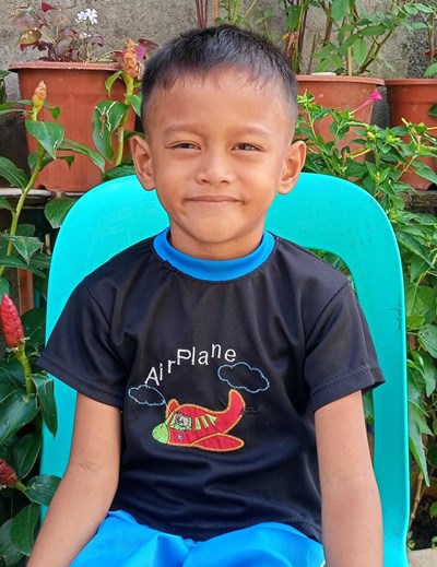 Help Ace Dryle by becoming a child sponsor. Sponsoring a child is a rewarding and heartwarming experience.