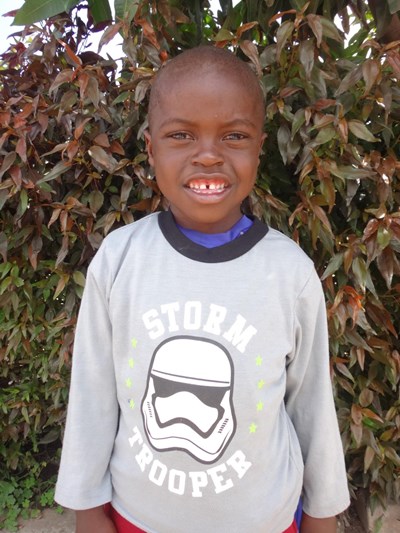 Help Danny by becoming a child sponsor. Sponsoring a child is a rewarding and heartwarming experience.