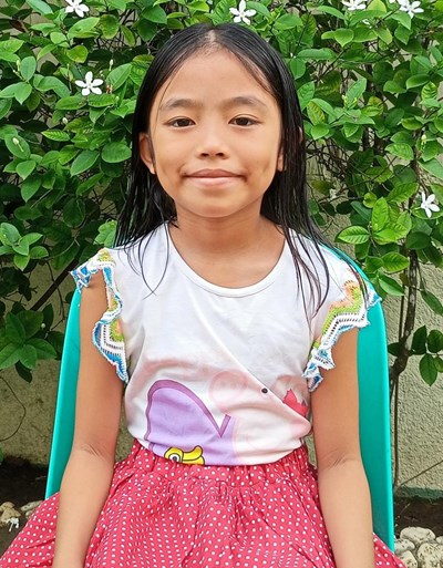 Help Ericka R. by becoming a child sponsor. Sponsoring a child is a rewarding and heartwarming experience.