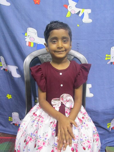 Help Aakriti by becoming a child sponsor. Sponsoring a child is a rewarding and heartwarming experience.