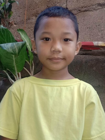 Help James Ryan M. by becoming a child sponsor. Sponsoring a child is a rewarding and heartwarming experience.
