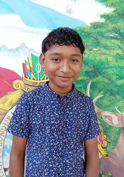 Help Ever Daniel by becoming a child sponsor. Sponsoring a child is a rewarding and heartwarming experience.