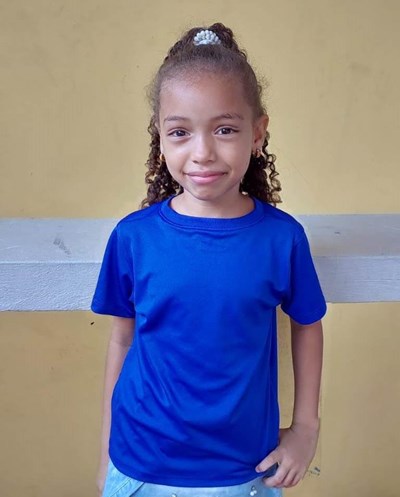 Help Salome Gireth by becoming a child sponsor. Sponsoring a child is a rewarding and heartwarming experience.