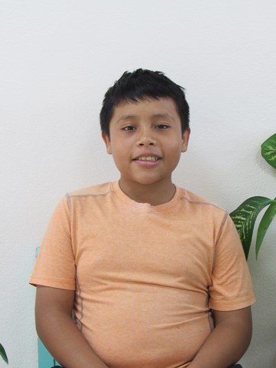 Help Edgar Isaias by becoming a child sponsor. Sponsoring a child is a rewarding and heartwarming experience.