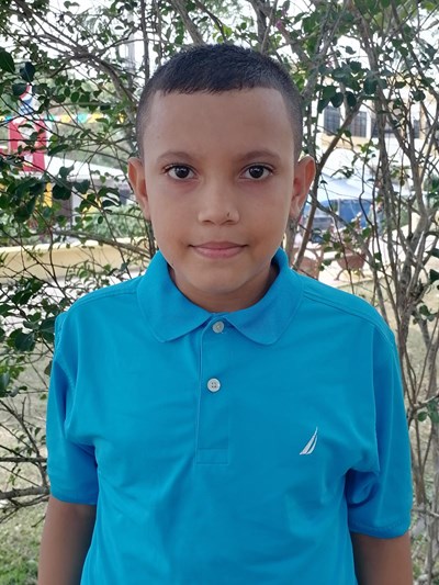 Help Axel Yair by becoming a child sponsor. Sponsoring a child is a rewarding and heartwarming experience.