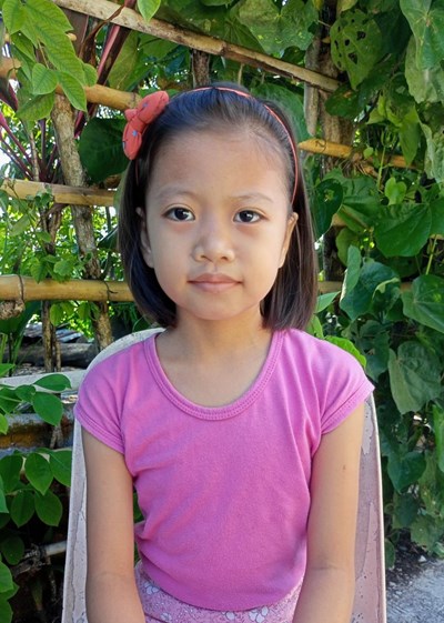 Help Mariel B. by becoming a child sponsor. Sponsoring a child is a rewarding and heartwarming experience.