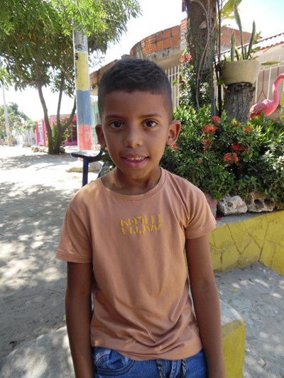 Help Alan Rafael by becoming a child sponsor. Sponsoring a child is a rewarding and heartwarming experience.