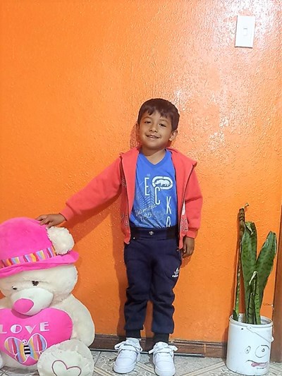 Help Dylan Eduardo by becoming a child sponsor. Sponsoring a child is a rewarding and heartwarming experience.