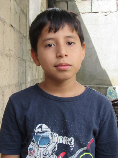 Help Marlon Osbeli by becoming a child sponsor. Sponsoring a child is a rewarding and heartwarming experience.