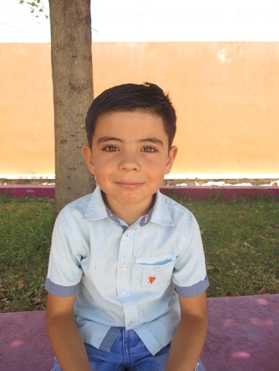 Help Alan Matias by becoming a child sponsor. Sponsoring a child is a rewarding and heartwarming experience.