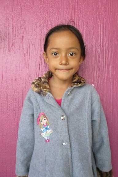 Help Angélica by becoming a child sponsor. Sponsoring a child is a rewarding and heartwarming experience.