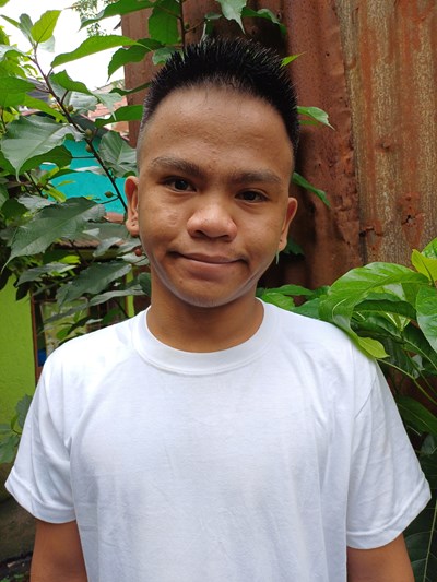 Help Rex Angelo L. by becoming a child sponsor. Sponsoring a child is a rewarding and heartwarming experience.