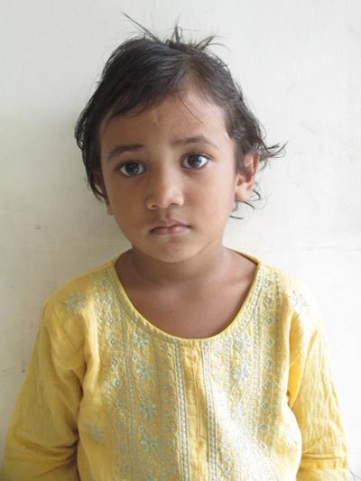 Help Amayara by becoming a child sponsor. Sponsoring a child is a rewarding and heartwarming experience.