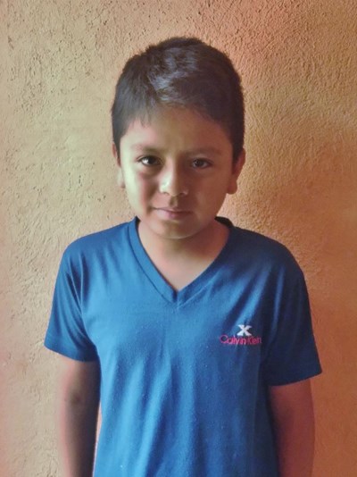 Help Brayan Leonel by becoming a child sponsor. Sponsoring a child is a rewarding and heartwarming experience.
