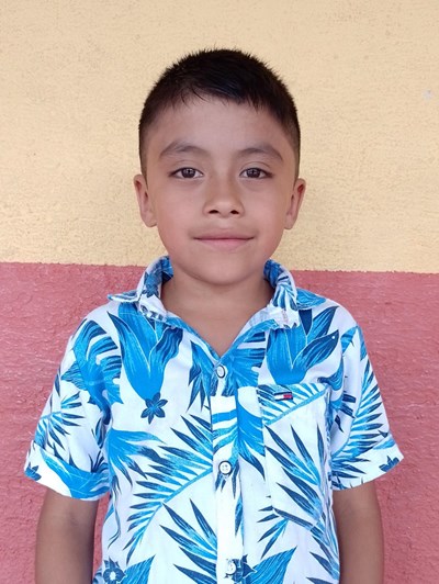 Help Jonathan Gerardo by becoming a child sponsor. Sponsoring a child is a rewarding and heartwarming experience.