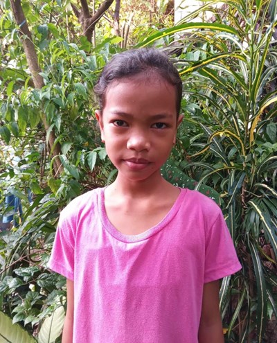 Help Lira B. by becoming a child sponsor. Sponsoring a child is a rewarding and heartwarming experience.