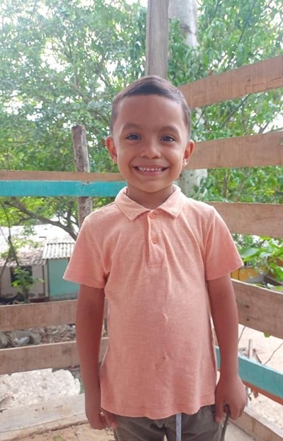 Help Daniel Andres by becoming a child sponsor. Sponsoring a child is a rewarding and heartwarming experience.