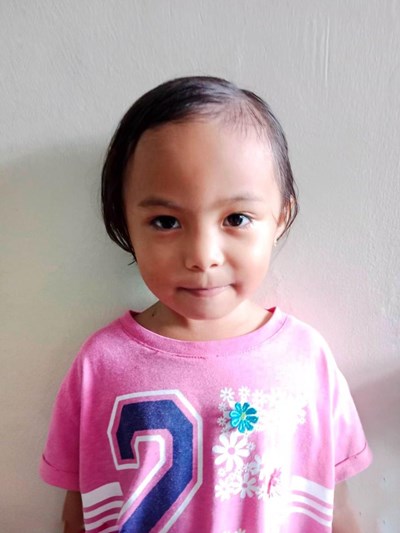 Help Iren Joy by becoming a child sponsor. Sponsoring a child is a rewarding and heartwarming experience.