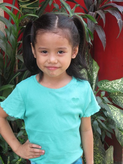 Help Maria Alliah Vayne M. by becoming a child sponsor. Sponsoring a child is a rewarding and heartwarming experience.